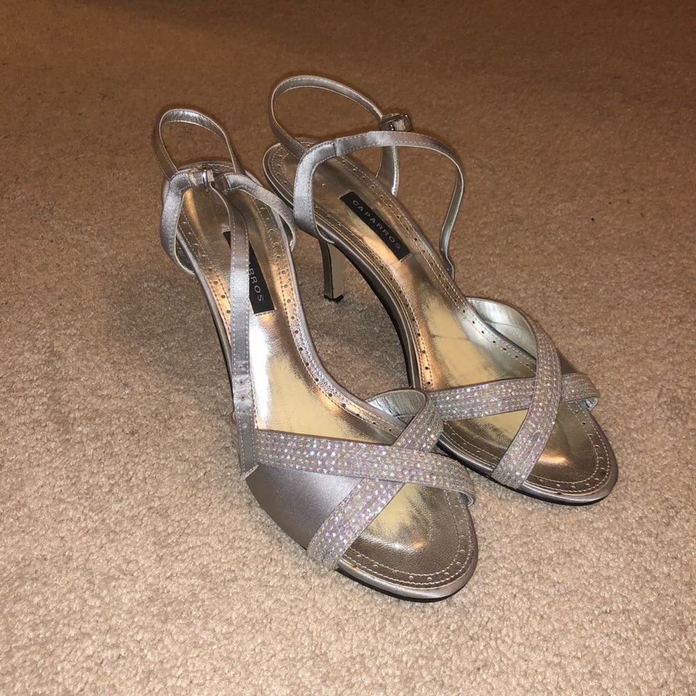 Formal shoes